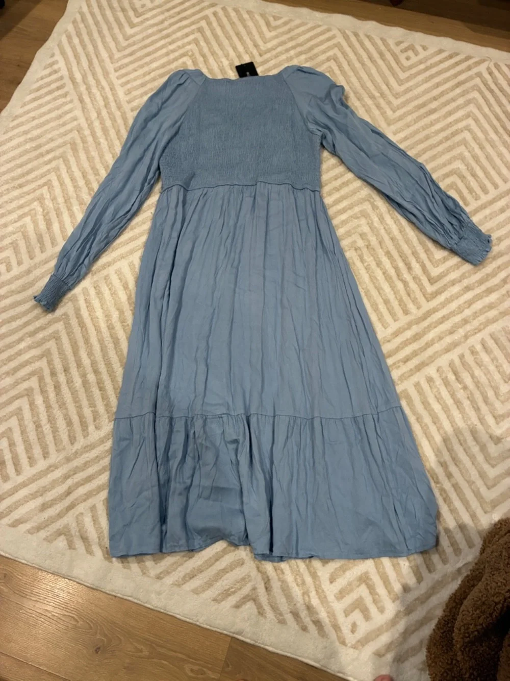 Light Blue Smocked V-Neck Long Sleeve Midi Dress - Picture 3 of 4